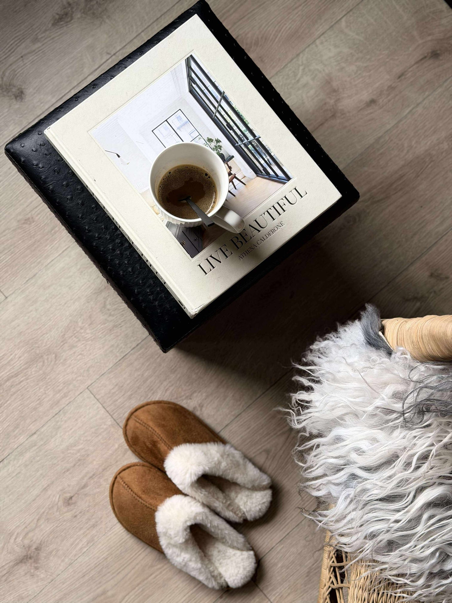 Puff med oppbevaring - Liten