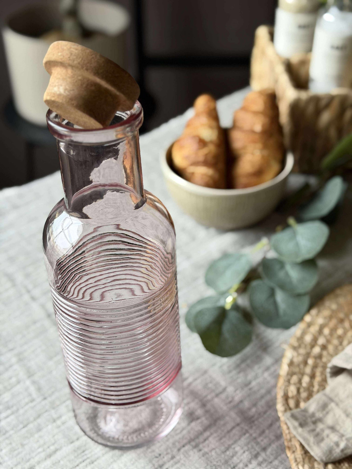Vannflaske med korkpropp – Rosa 1 l.