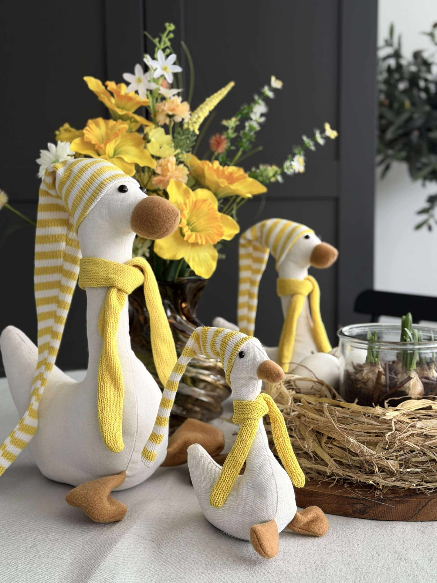 Påskeand med lue - flere størrelser