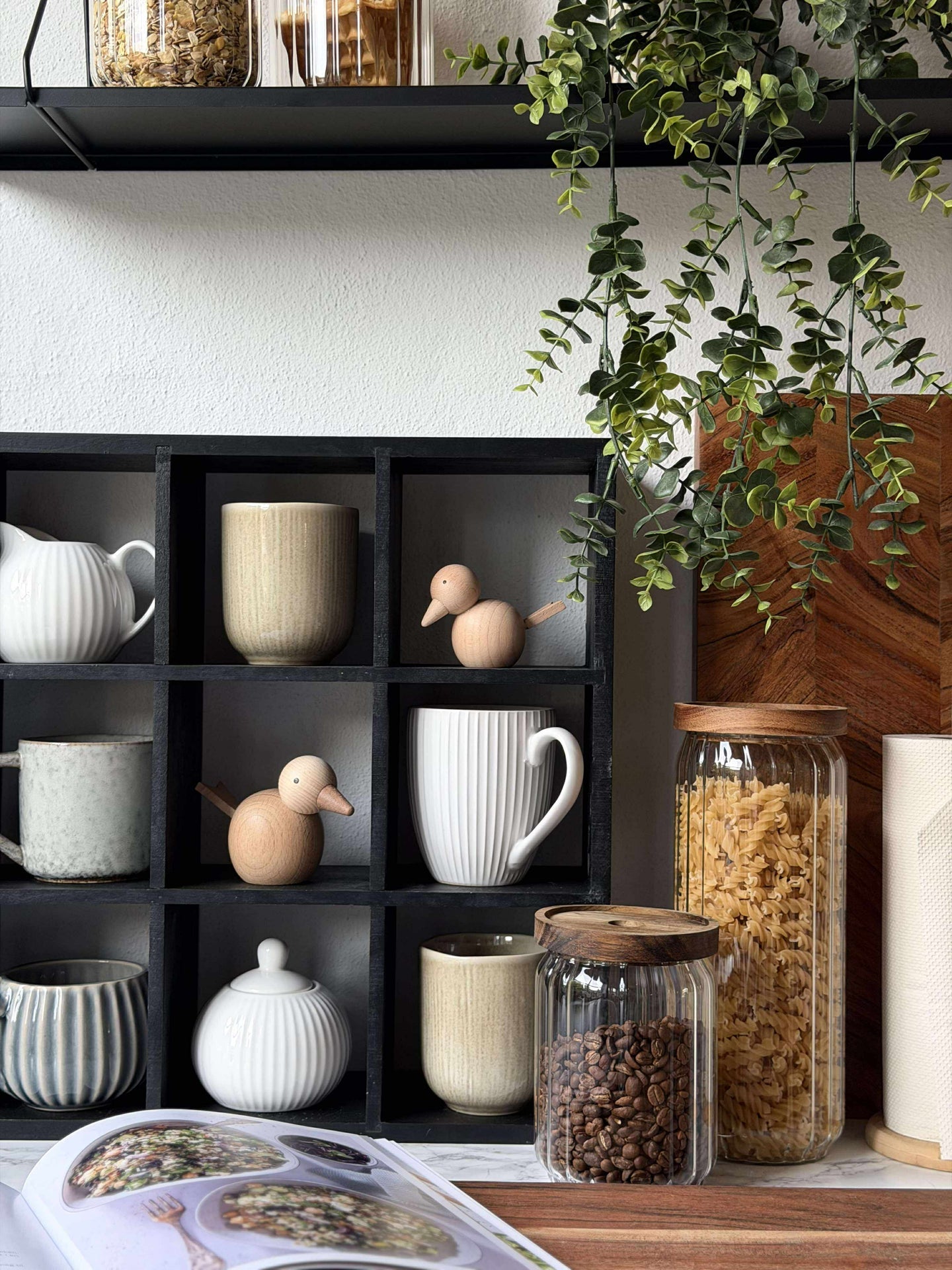 Sittende Fugl - Naturlig Bøk Liten