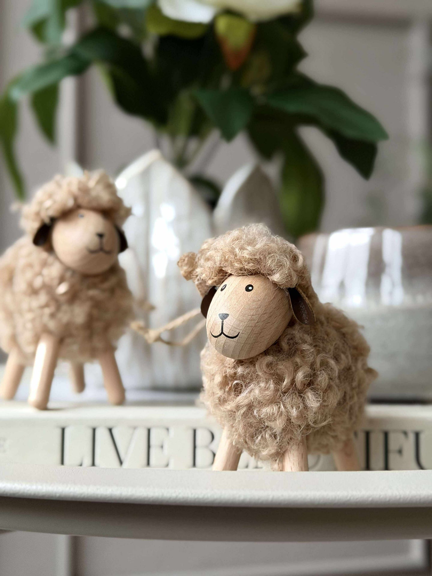 Får Fluffy Bøk/Natur 8 cm