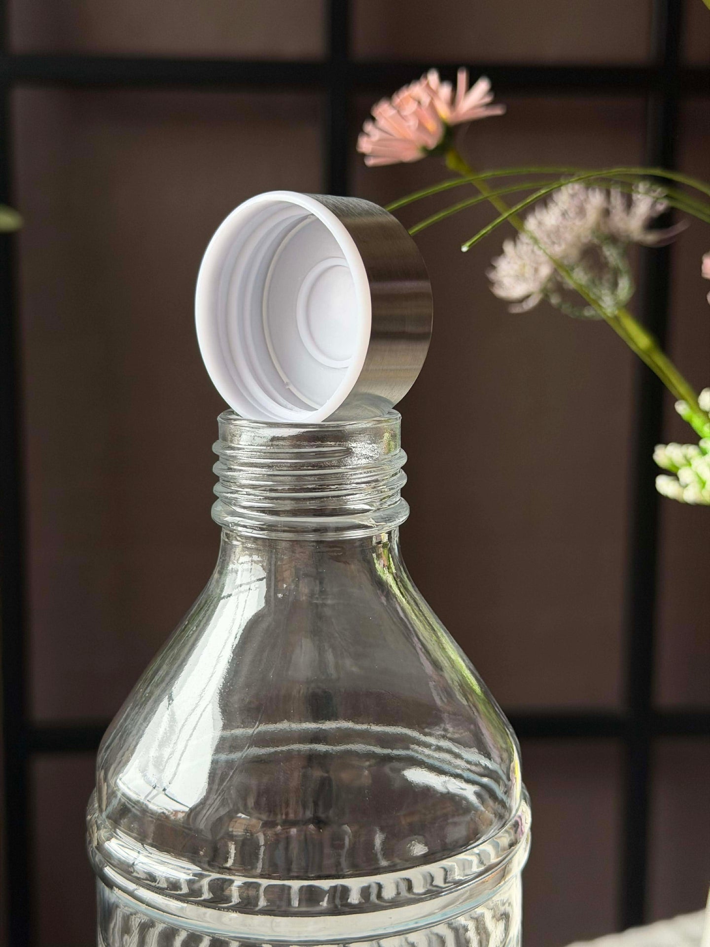 Vannflaske med metallokk - 1000 ml.