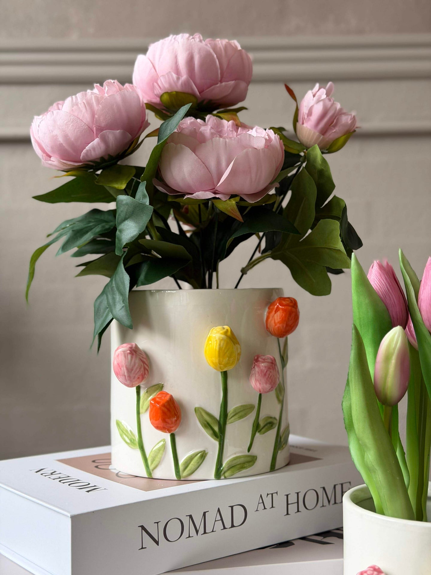 Porselensskjulere med tulipaner - flere størrelser