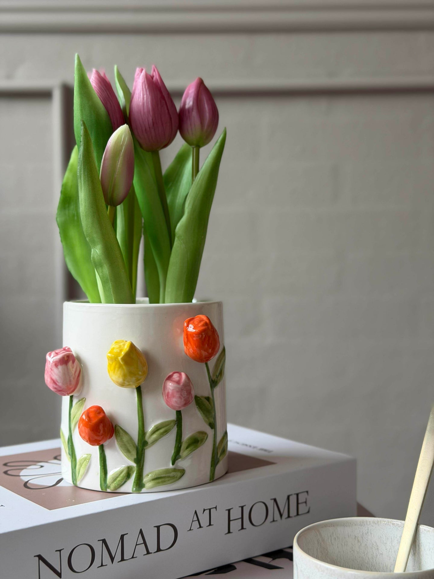 Porselensskjulere med tulipaner - flere størrelser