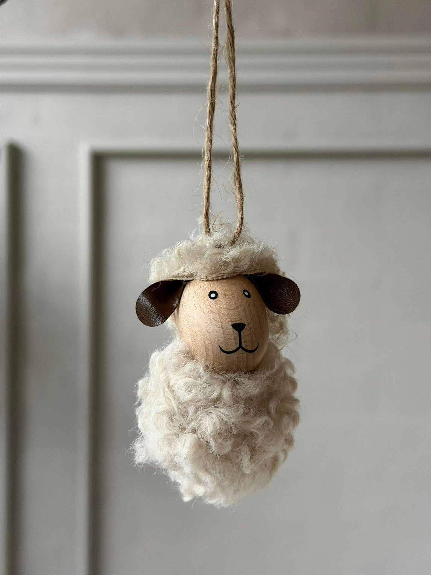 Hengende Fluffy Får - Flere farger