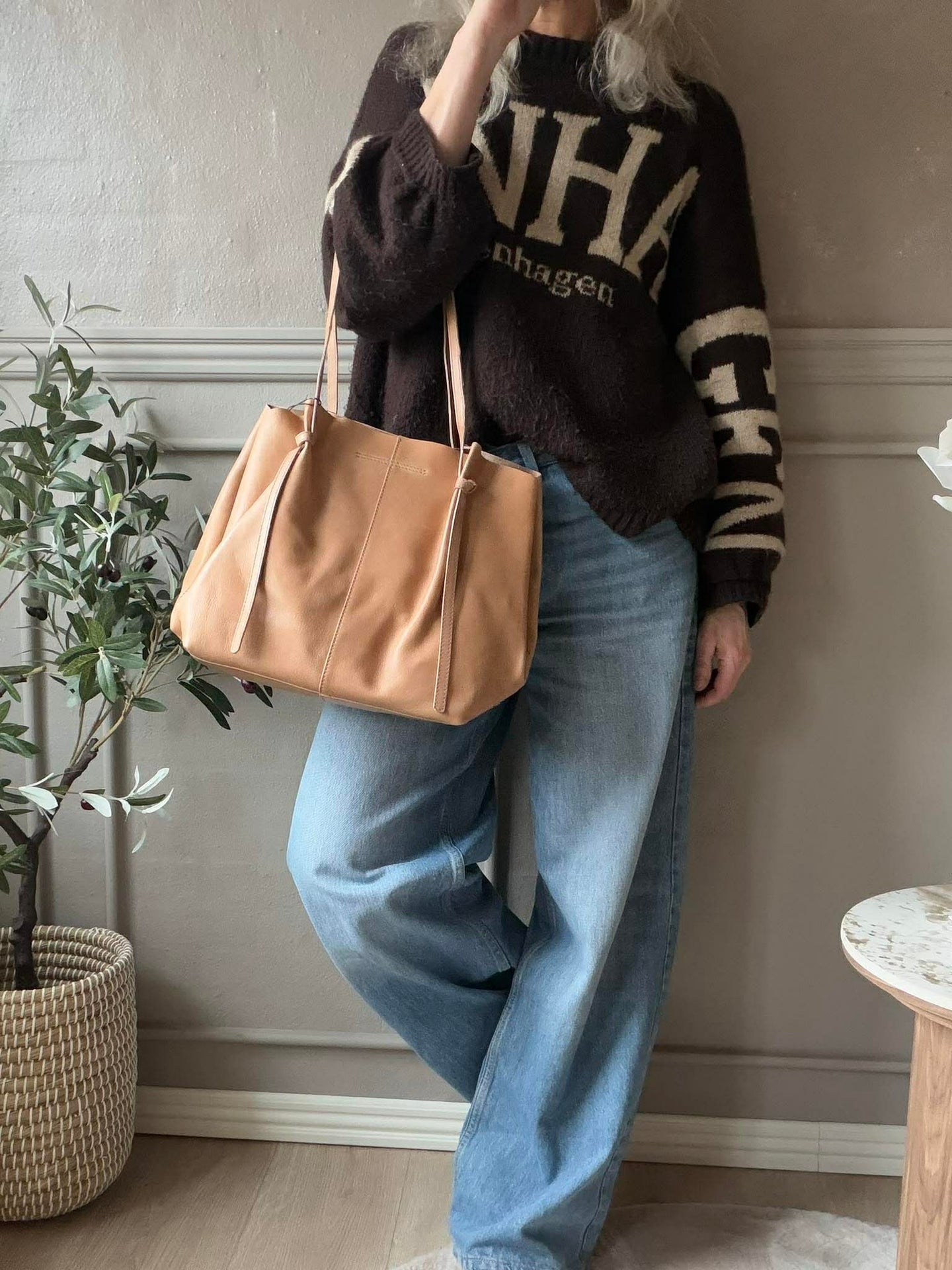 Shopper i myk skinnkvalitet - Sand