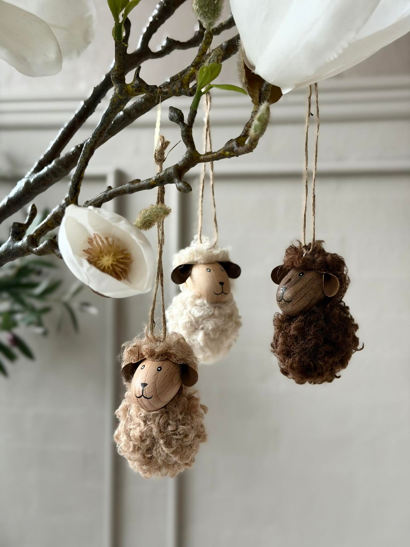 Hengende Fluffy Får - Flere farger