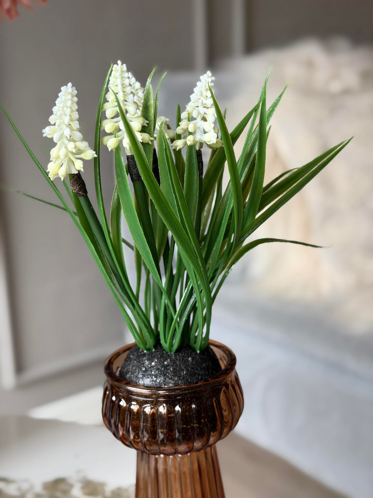 Vase brown