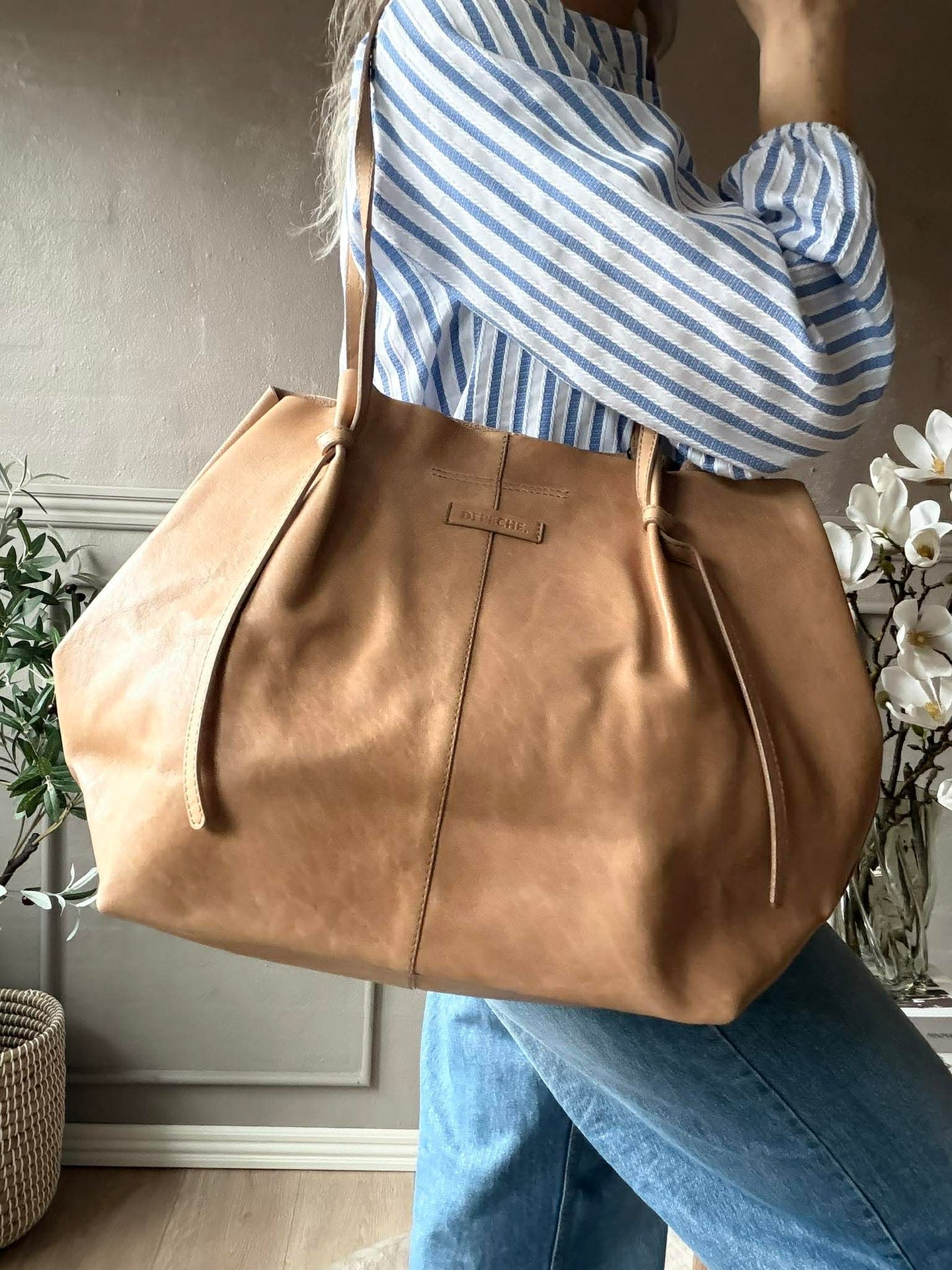 Shopper XL i myk skinnkvalitet - Sand