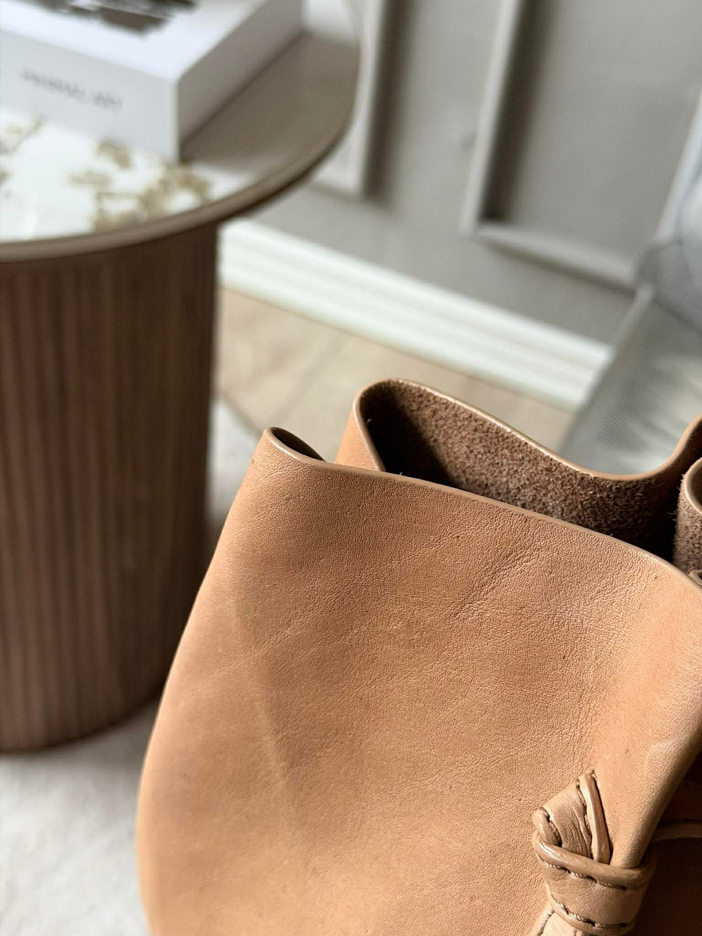 Shopper i myk skinnkvalitet - Sand
