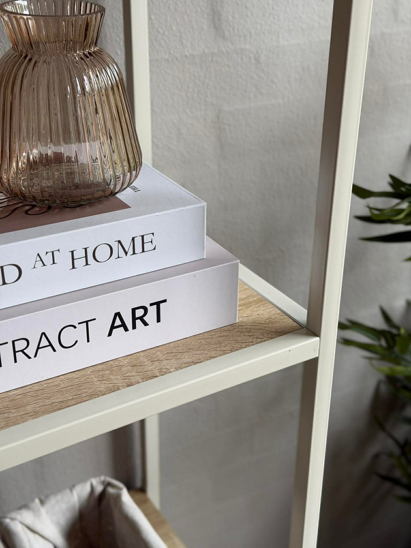 Reol med hyller og skap - Off white