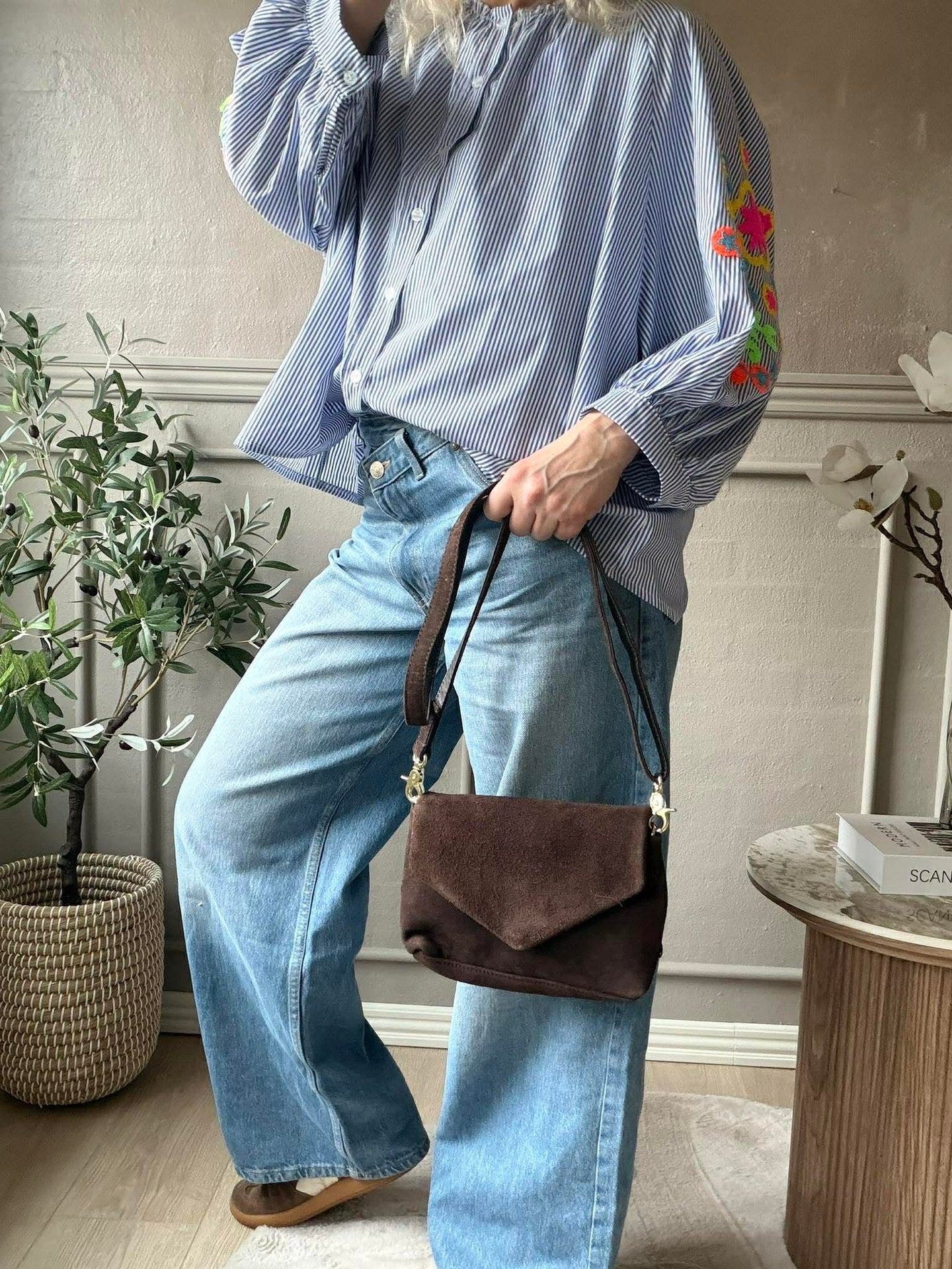 Crossover semsket skinn - Sjokolade