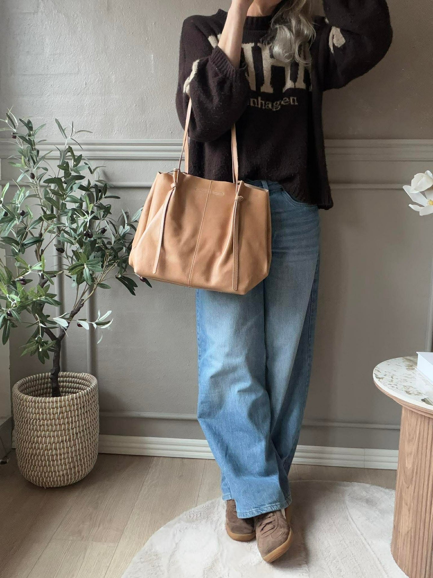 Shopper i myk skinnkvalitet - Sand