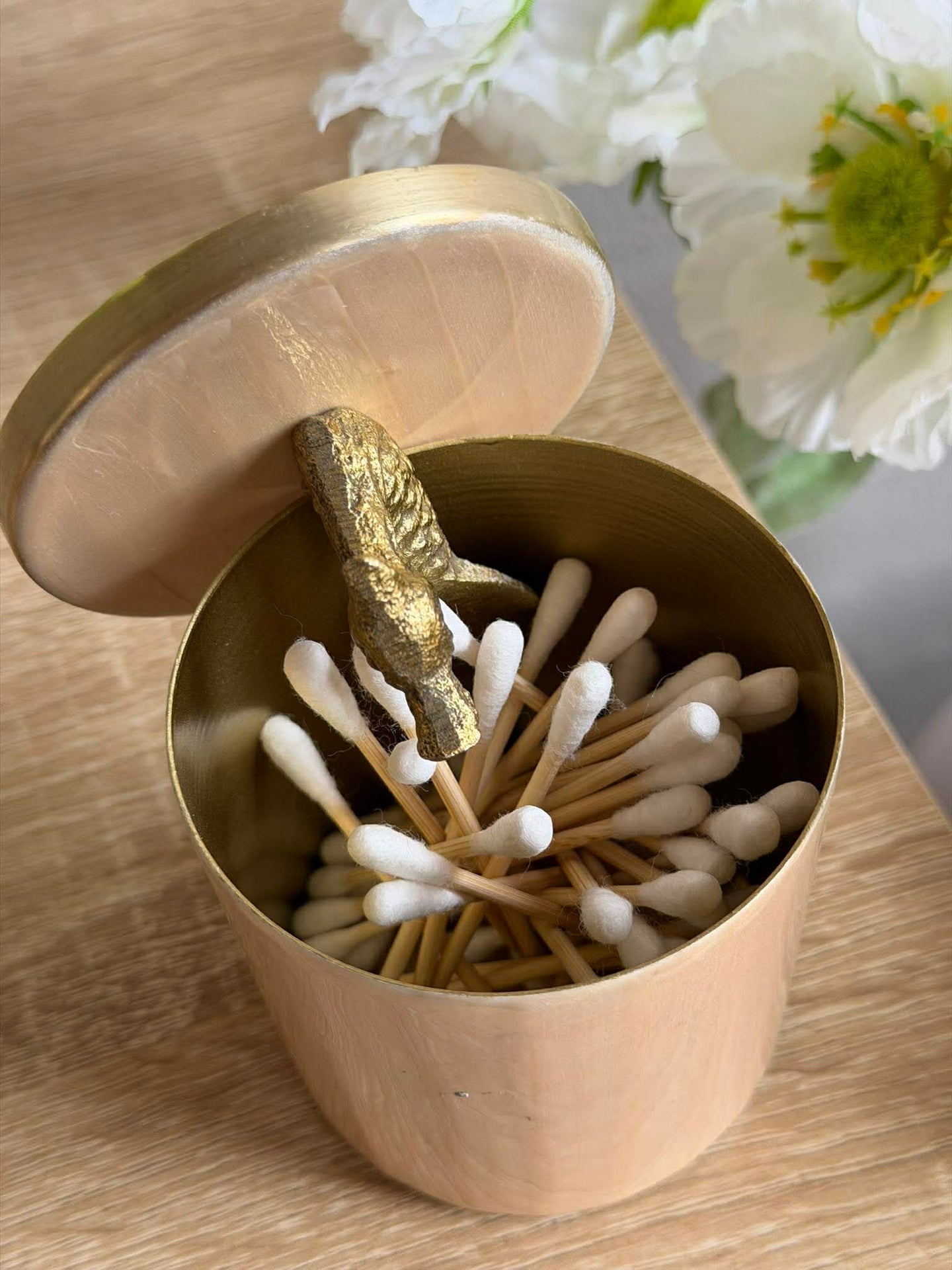 Krukke med lokk – Beige med fugl i gull