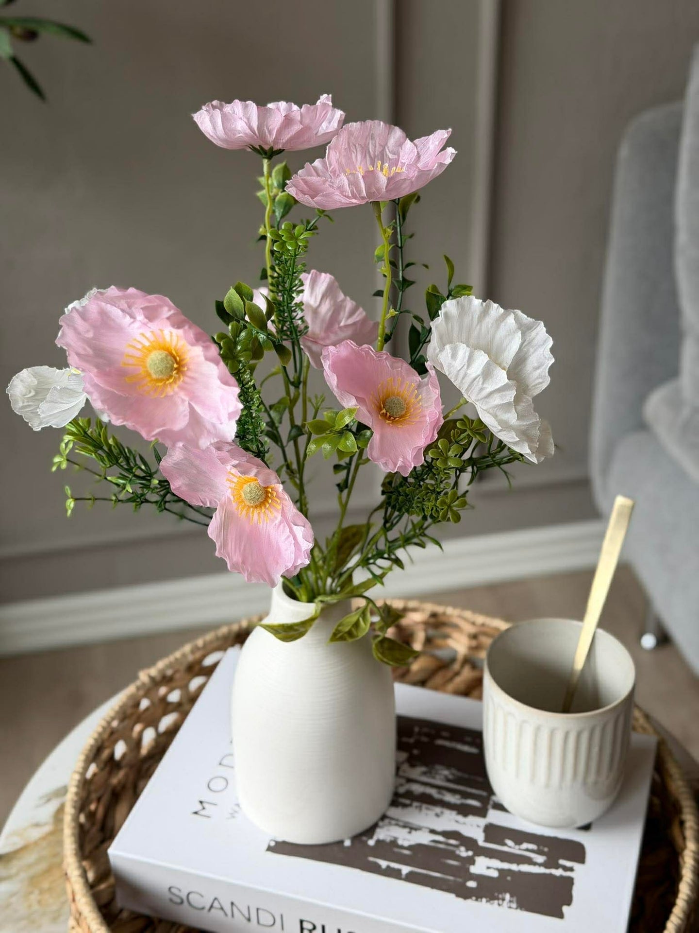 Blomster i hvit vase - Flere farger