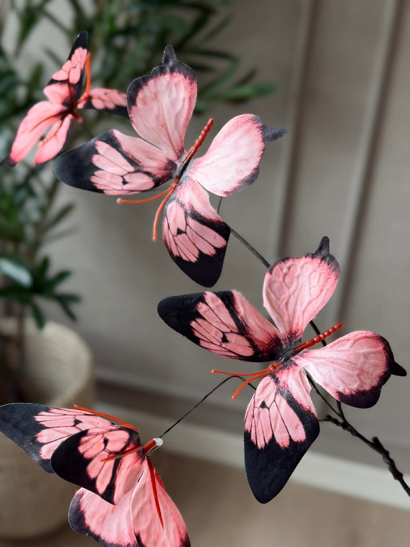 Gren med sommerfugler - Rosa
