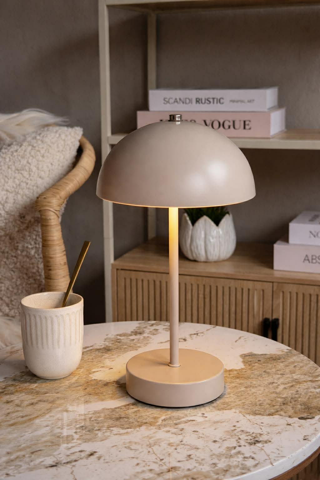 Bordlampe med touch - Large Sand