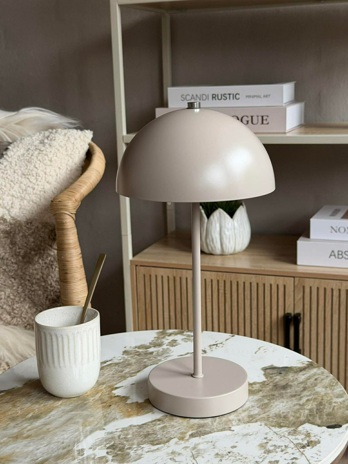 Bordlampe med touch - Large Sand
