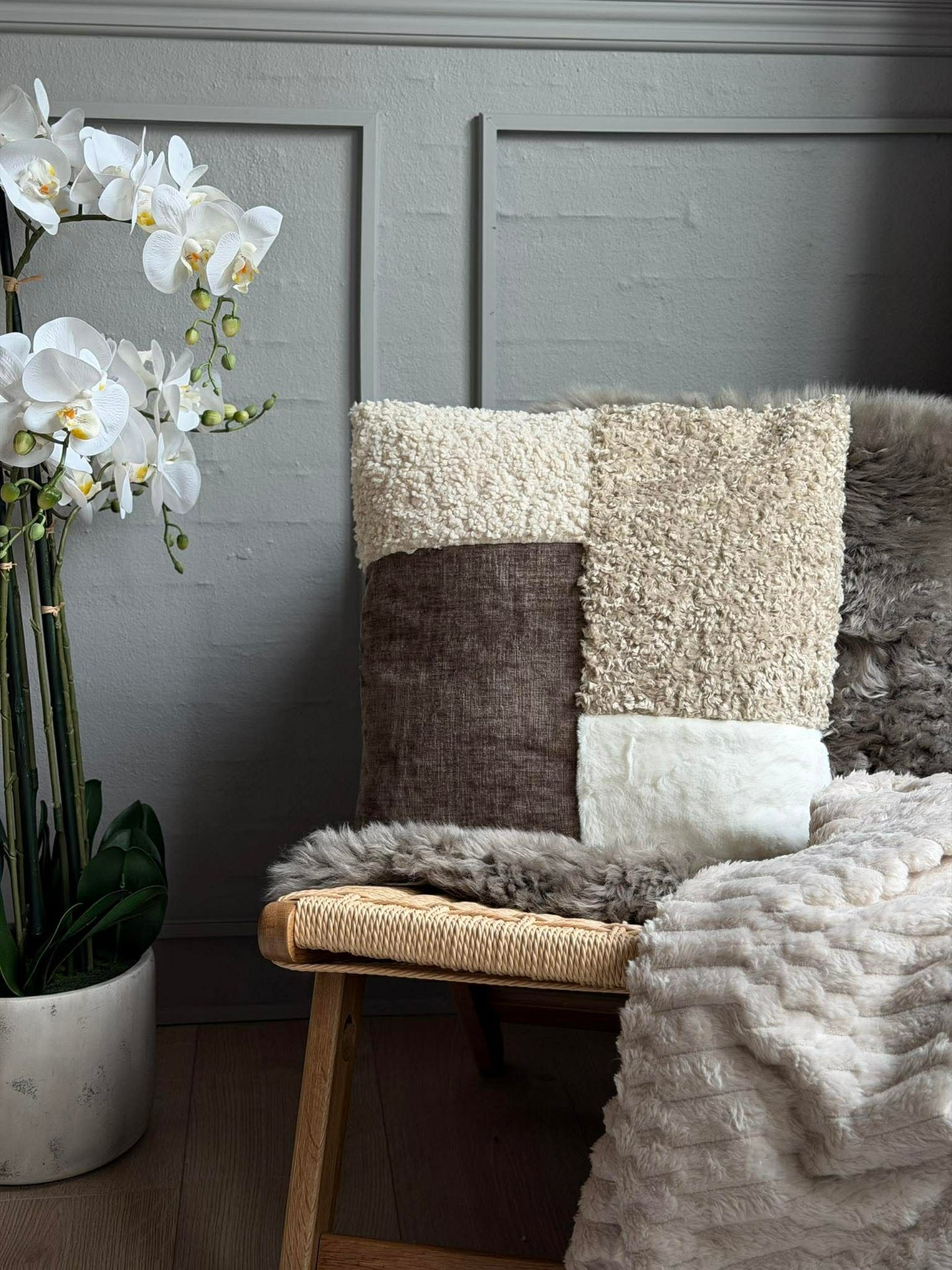 Pute med fyll 45x45 cm - Chenille