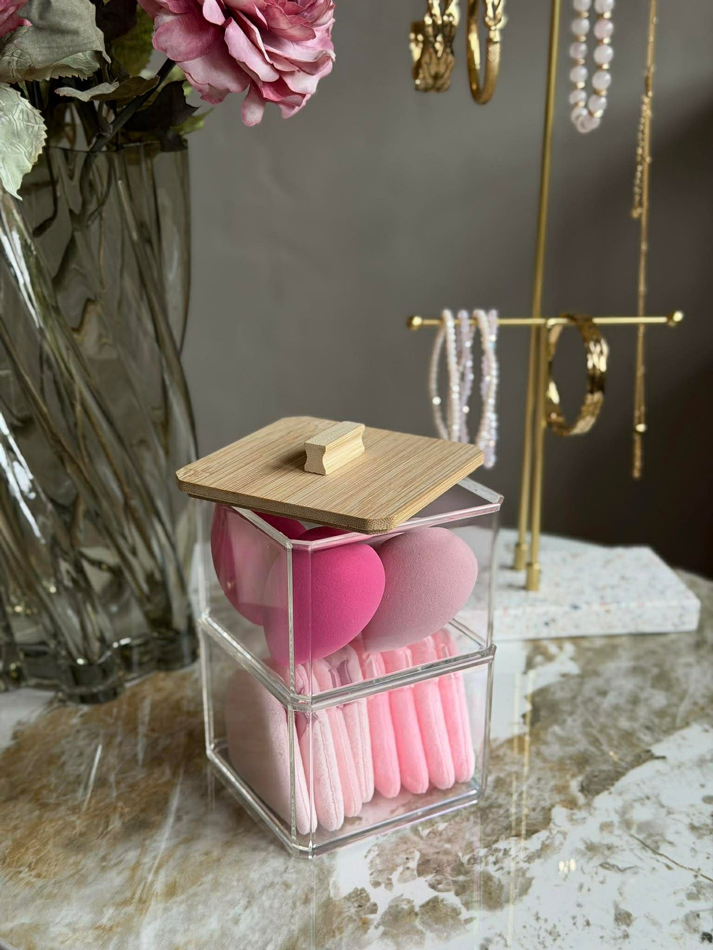 Makeup-organiser med svamper - 2 lag
