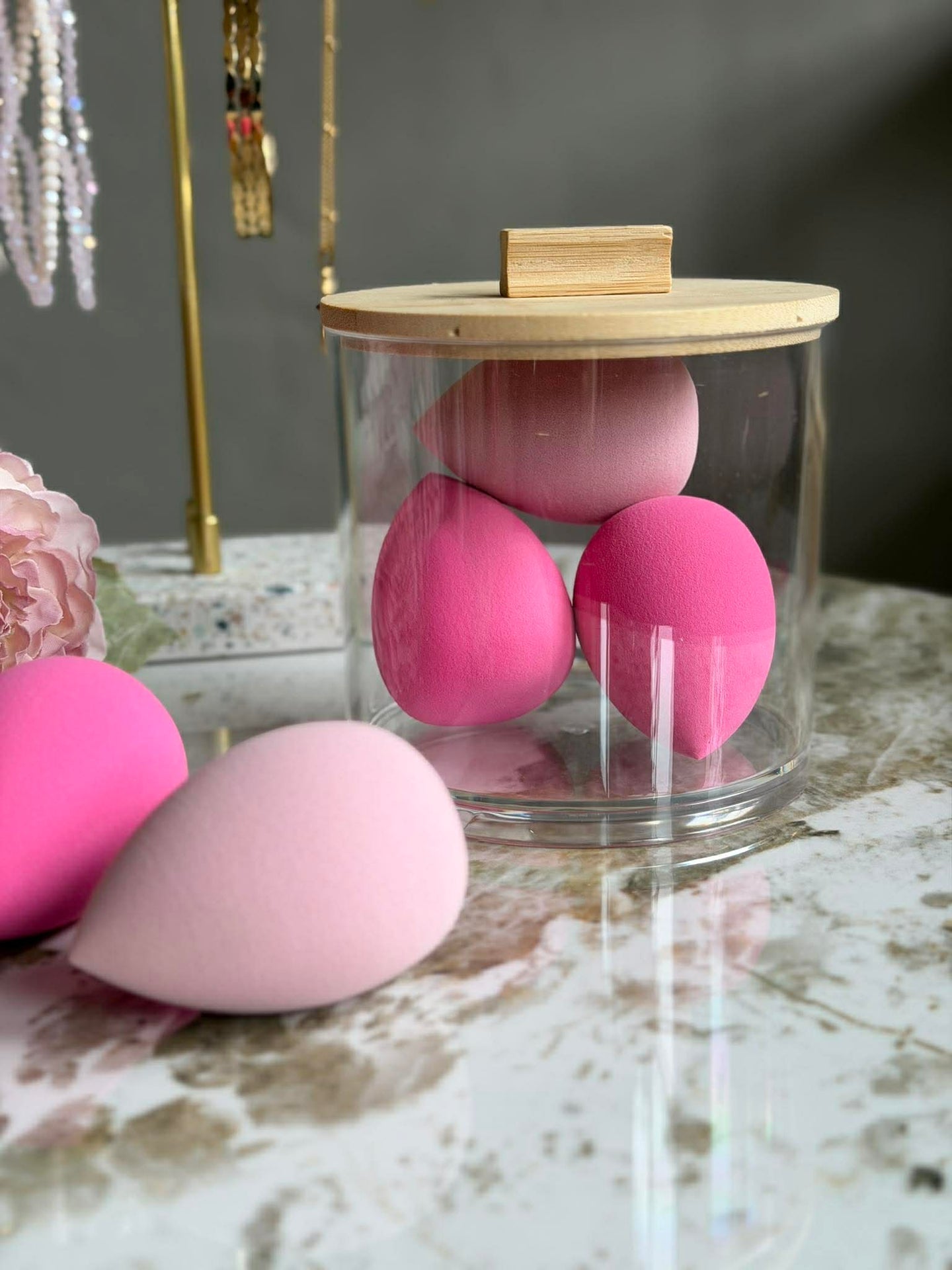 Makeup-organizer med svamper - Rund