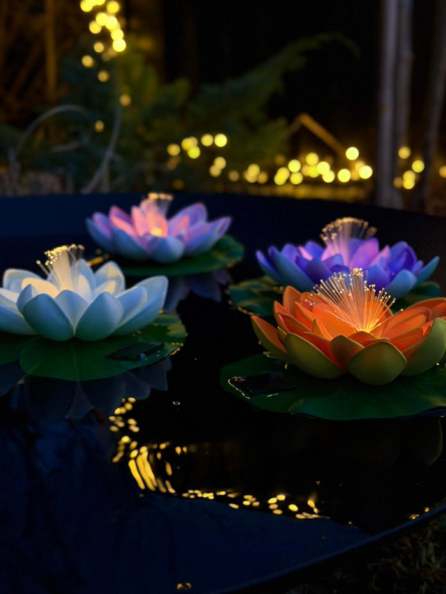 Lotus med solceller - Flere farger