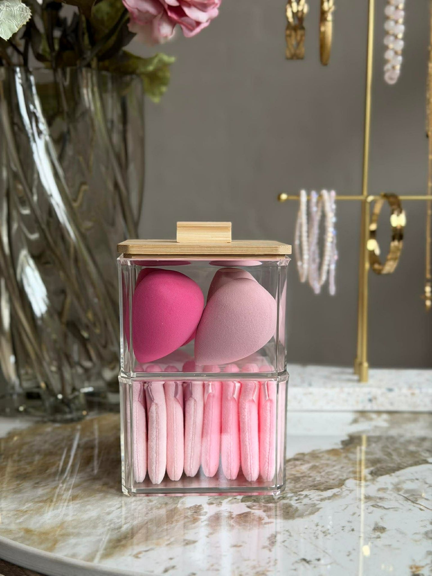 Makeup-organiser med svamper - 2 lag