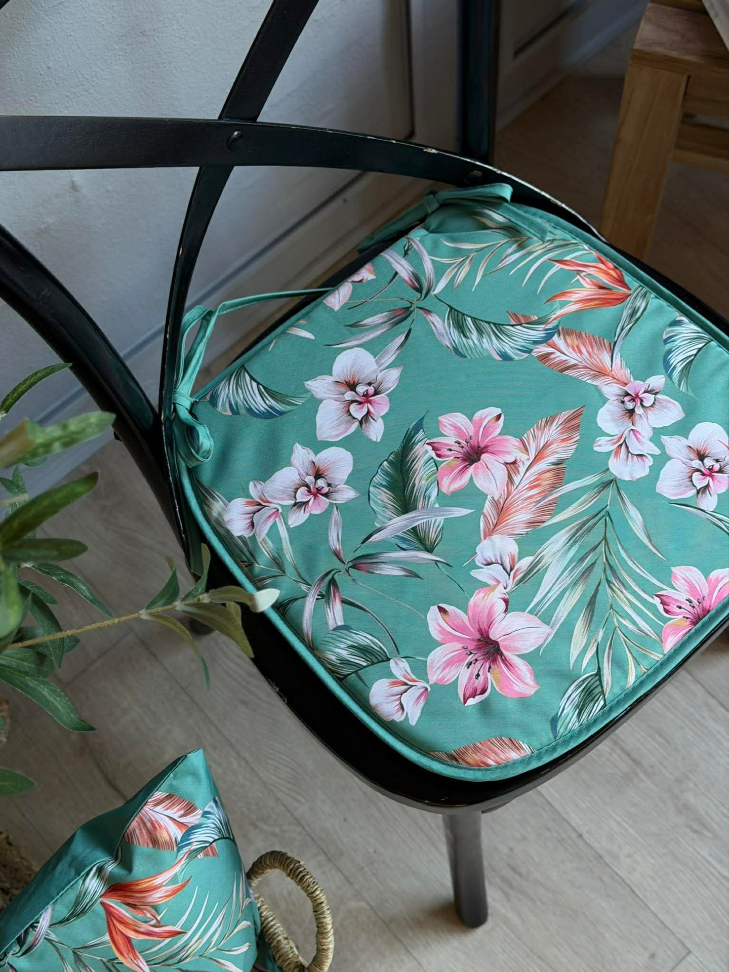 Stolpute Bloom - Petrol