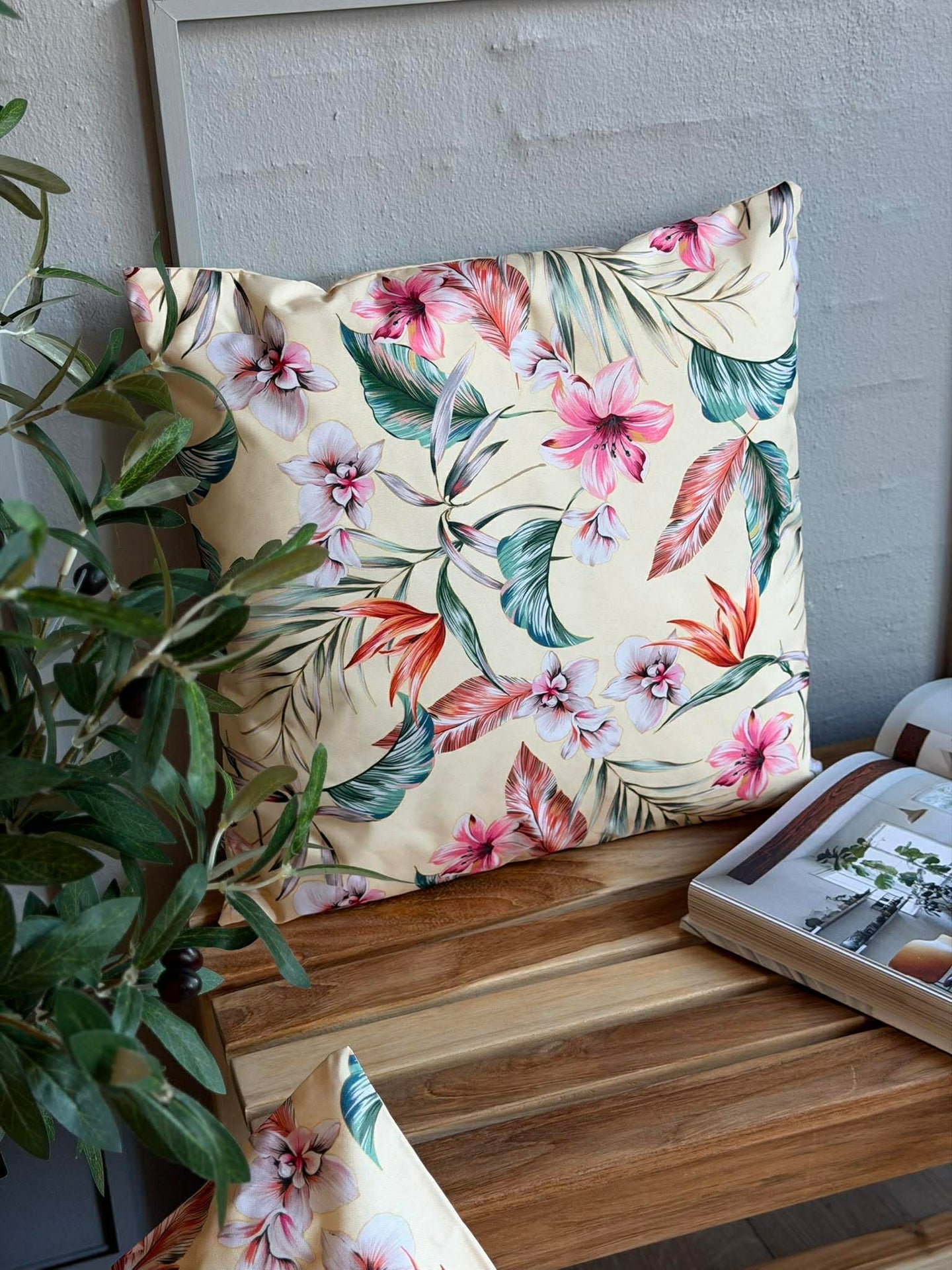 Pute 45x45 cm - Bloom - Flere farger