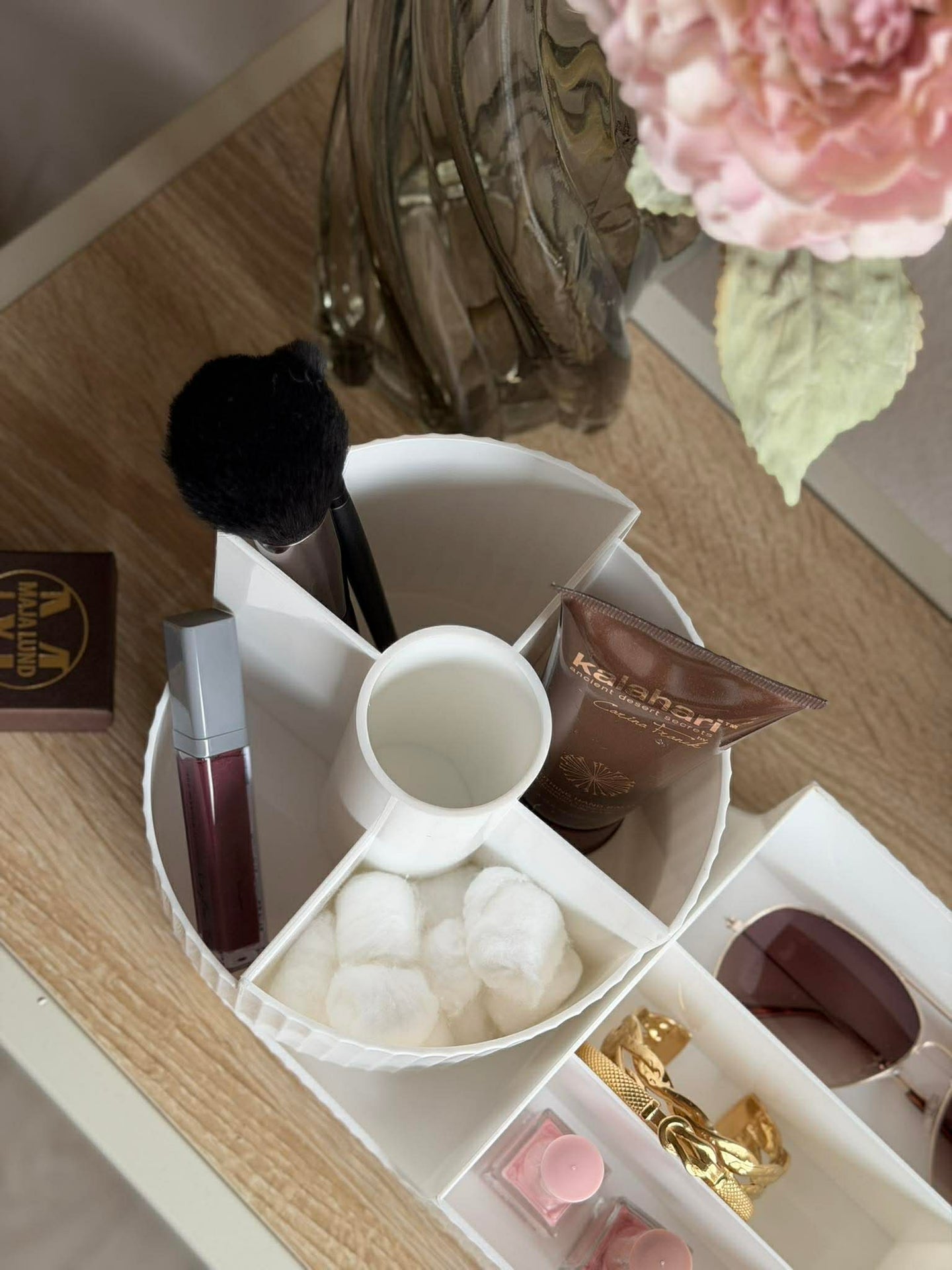 Makeup-organizer 9 rom med dreiefunksjon