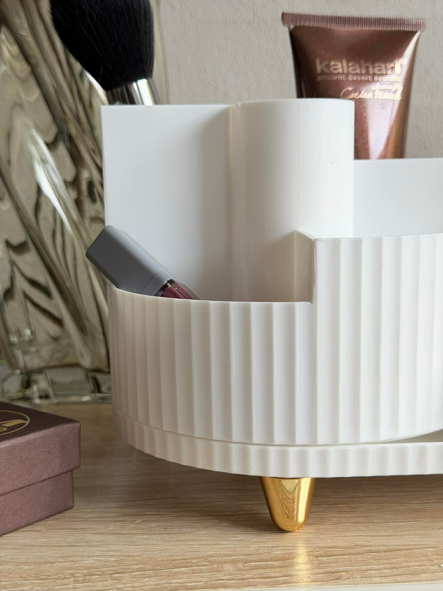 Makeup-organizer 9 rom med dreiefunksjon