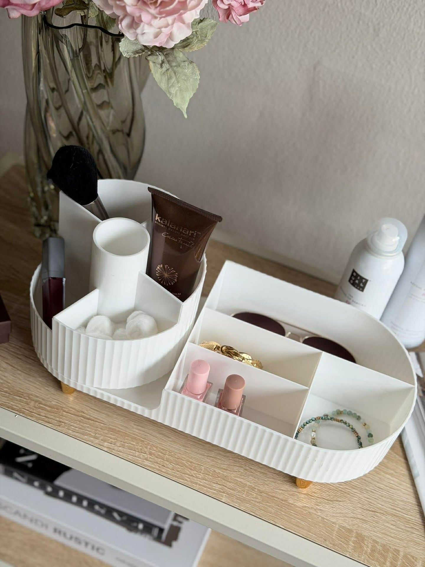 Makeup-organizer 9 rom med dreiefunksjon