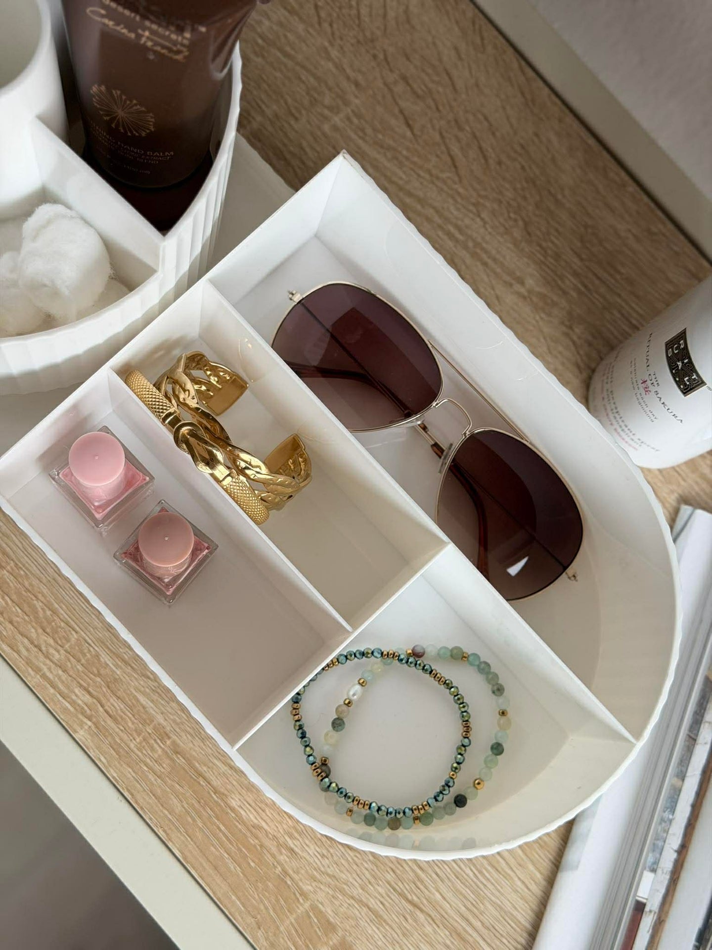 Makeup-organizer 9 rom med dreiefunksjon