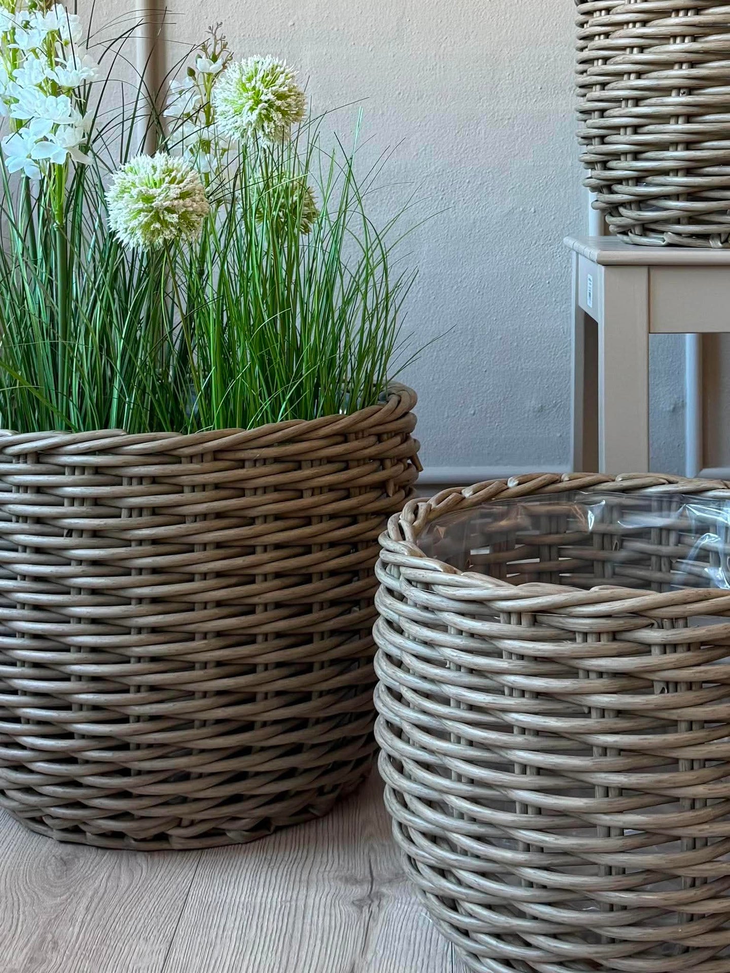 Plantekurver RATTAN Grå – Sett med 3 størrelser