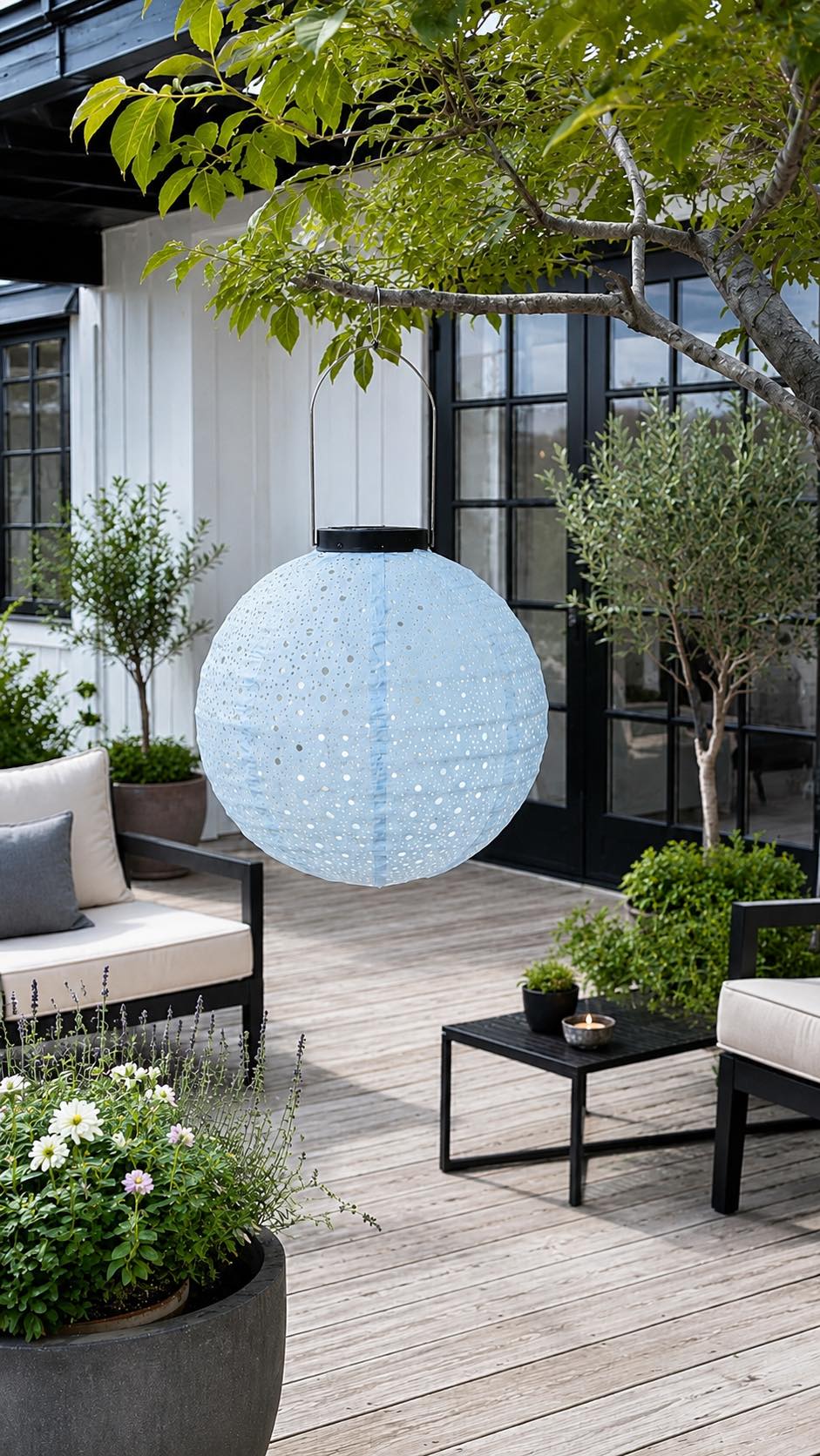 Lampe med solceller - Lyseblå