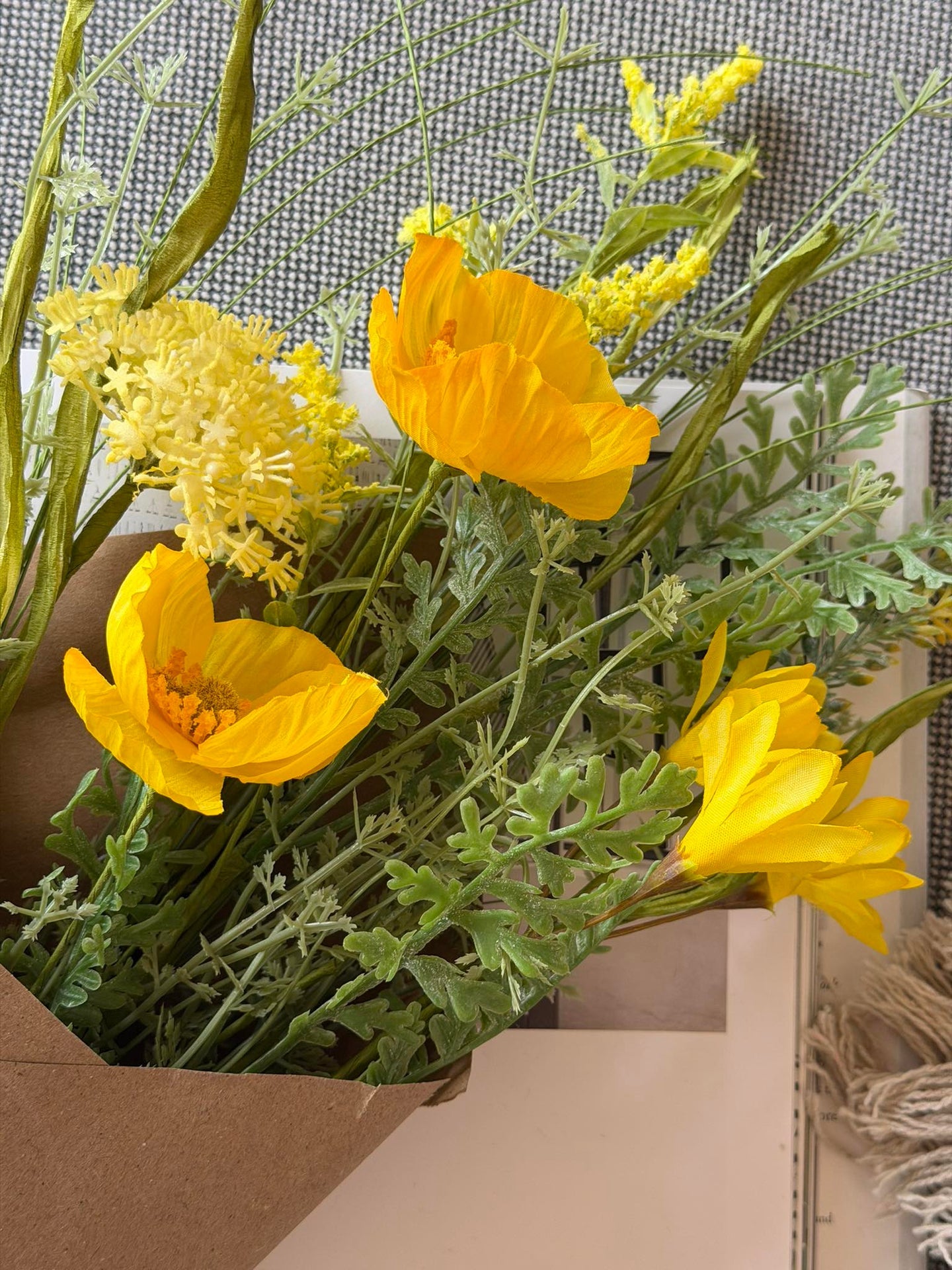 Bukett WILD FLORA - Gul