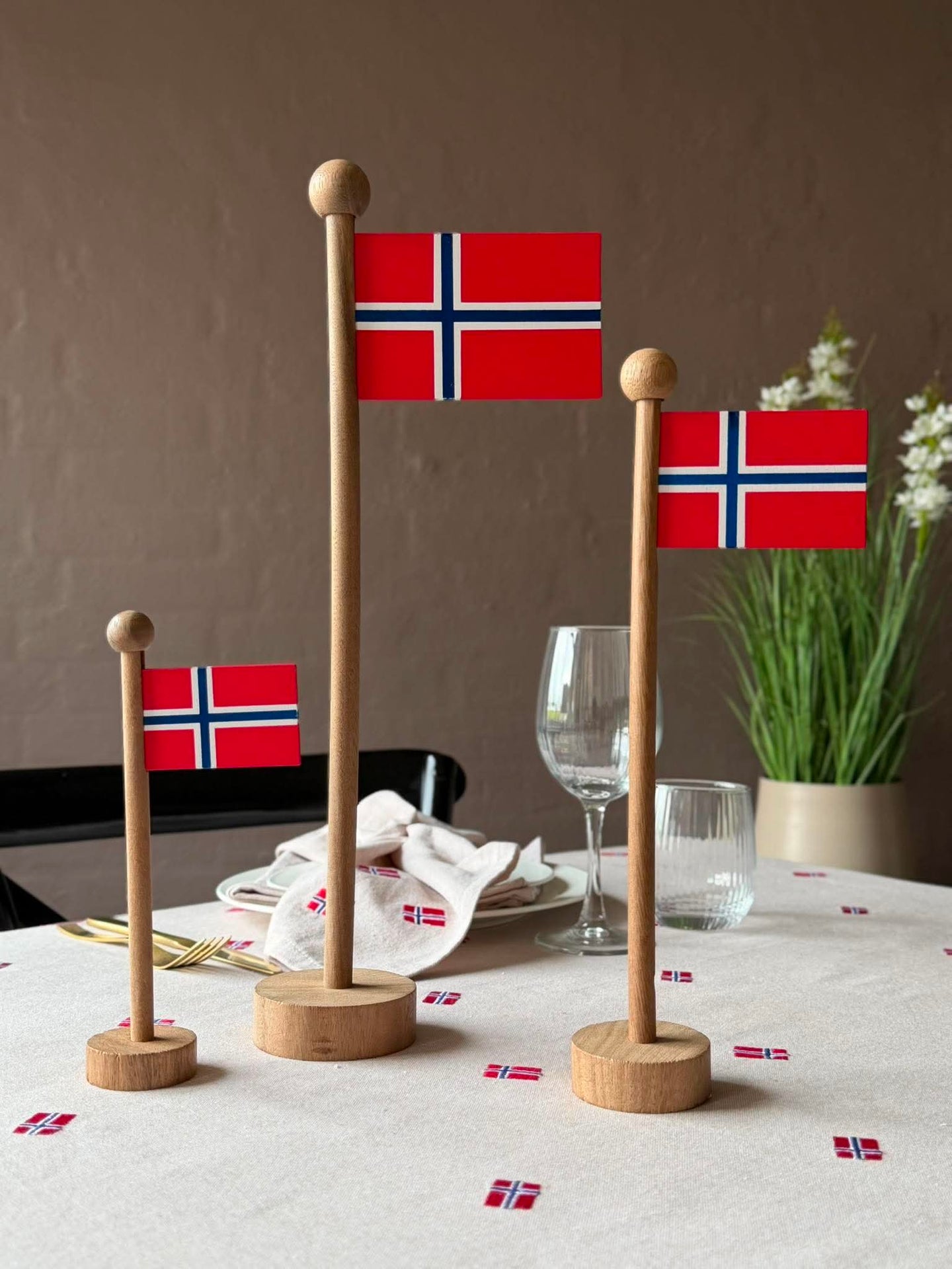 Norsk Flagg wood - Flere størrelser