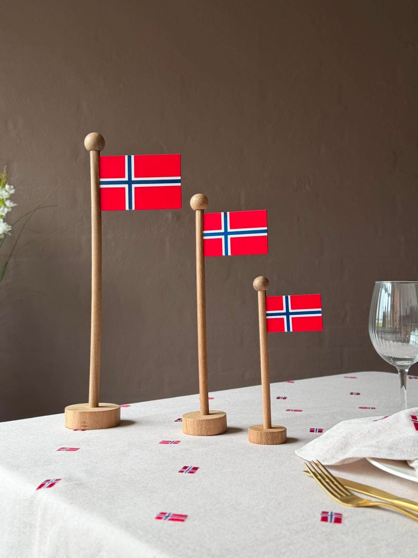 Norsk Flagg wood - Flere størrelser