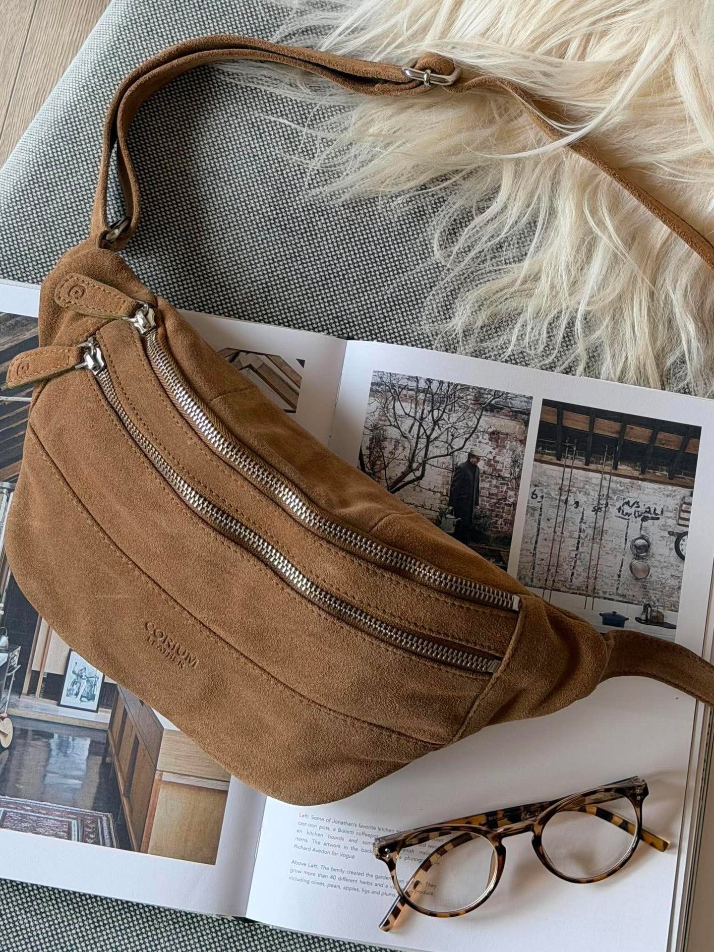 Bumbag semsket skinn