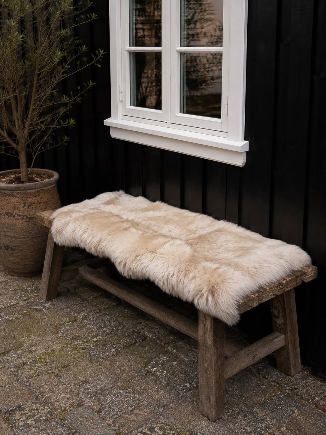 Gulvteppe i lammeskinn 70x140 - Linen