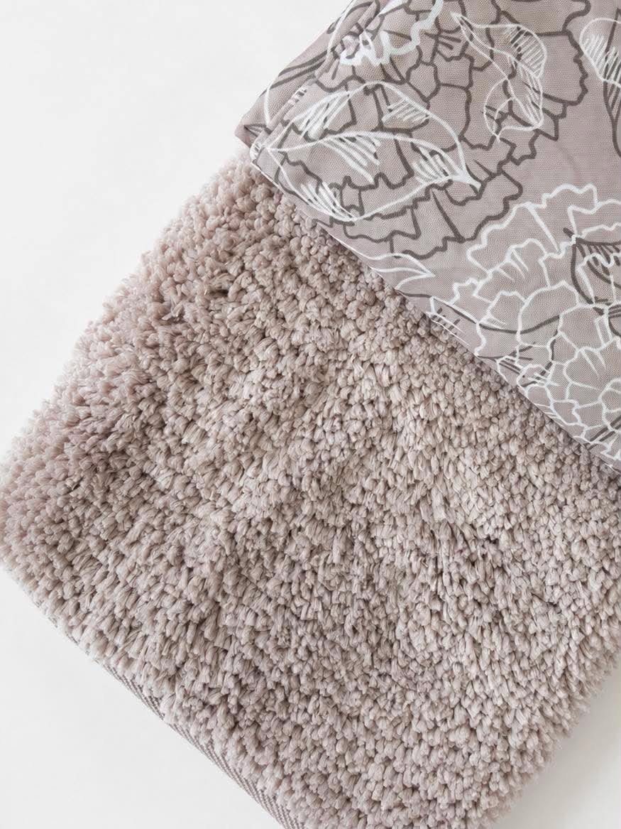 Badetilbehørssett: Dusjforheng & baderomsmatte / Beige