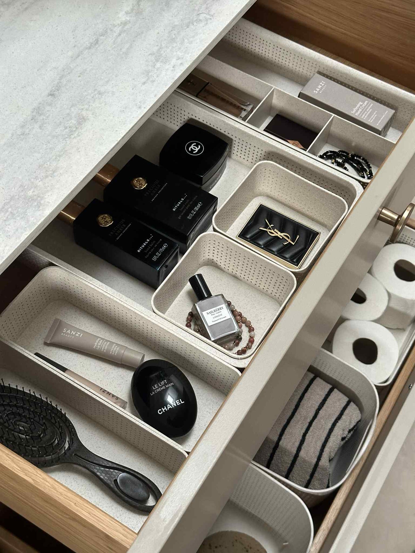 Makeup organiser Freja - Sett med 5 deler