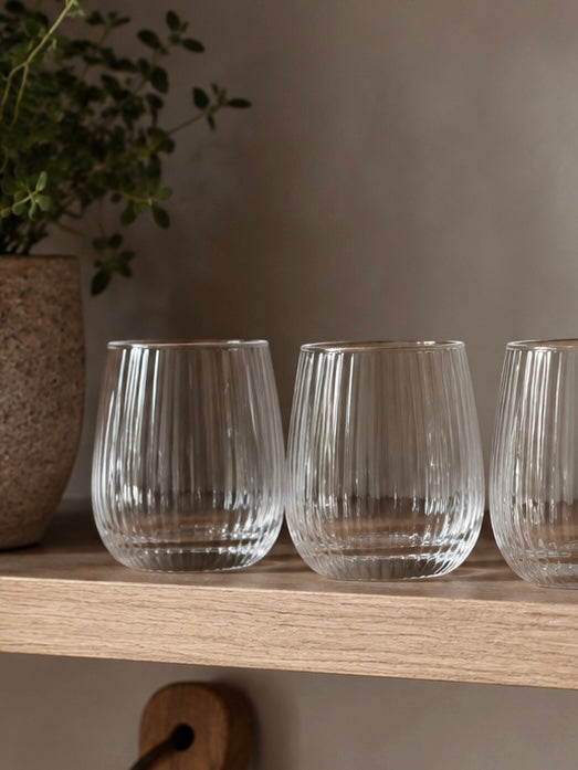 Rillede vannglass med gullkant - 4 stk.