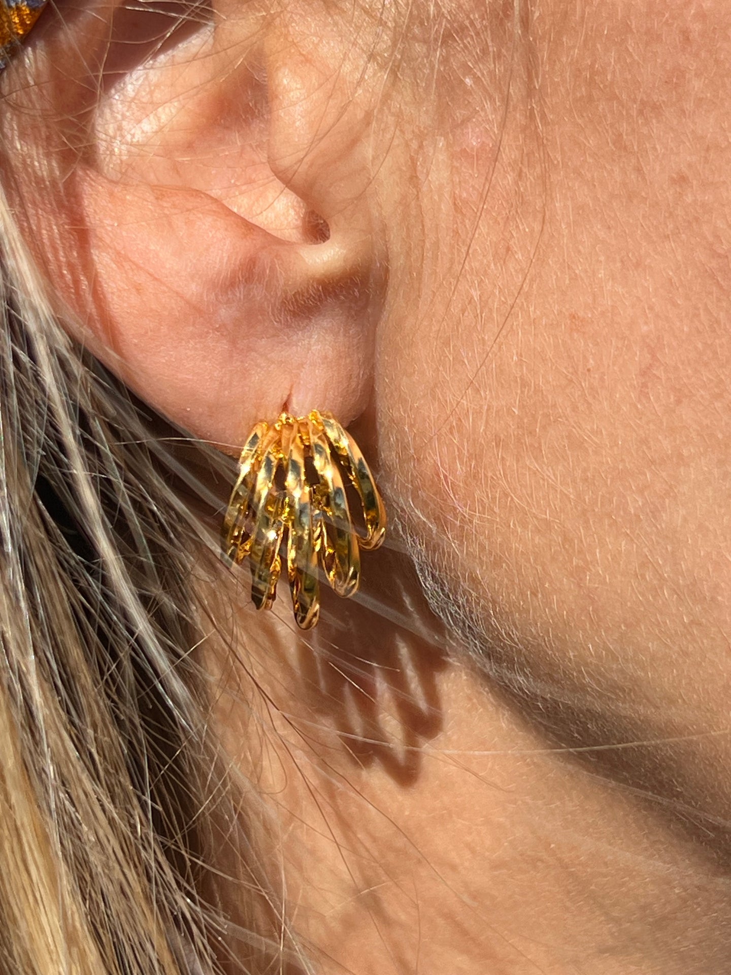 Cornelia Øredobber 20 mm - Forgylt