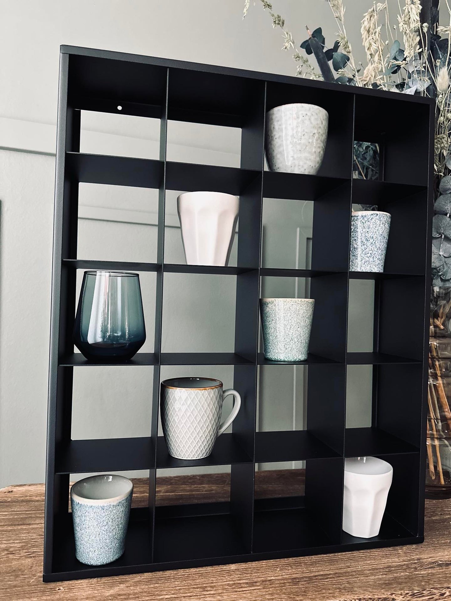 Mugshelf m. 20 rom