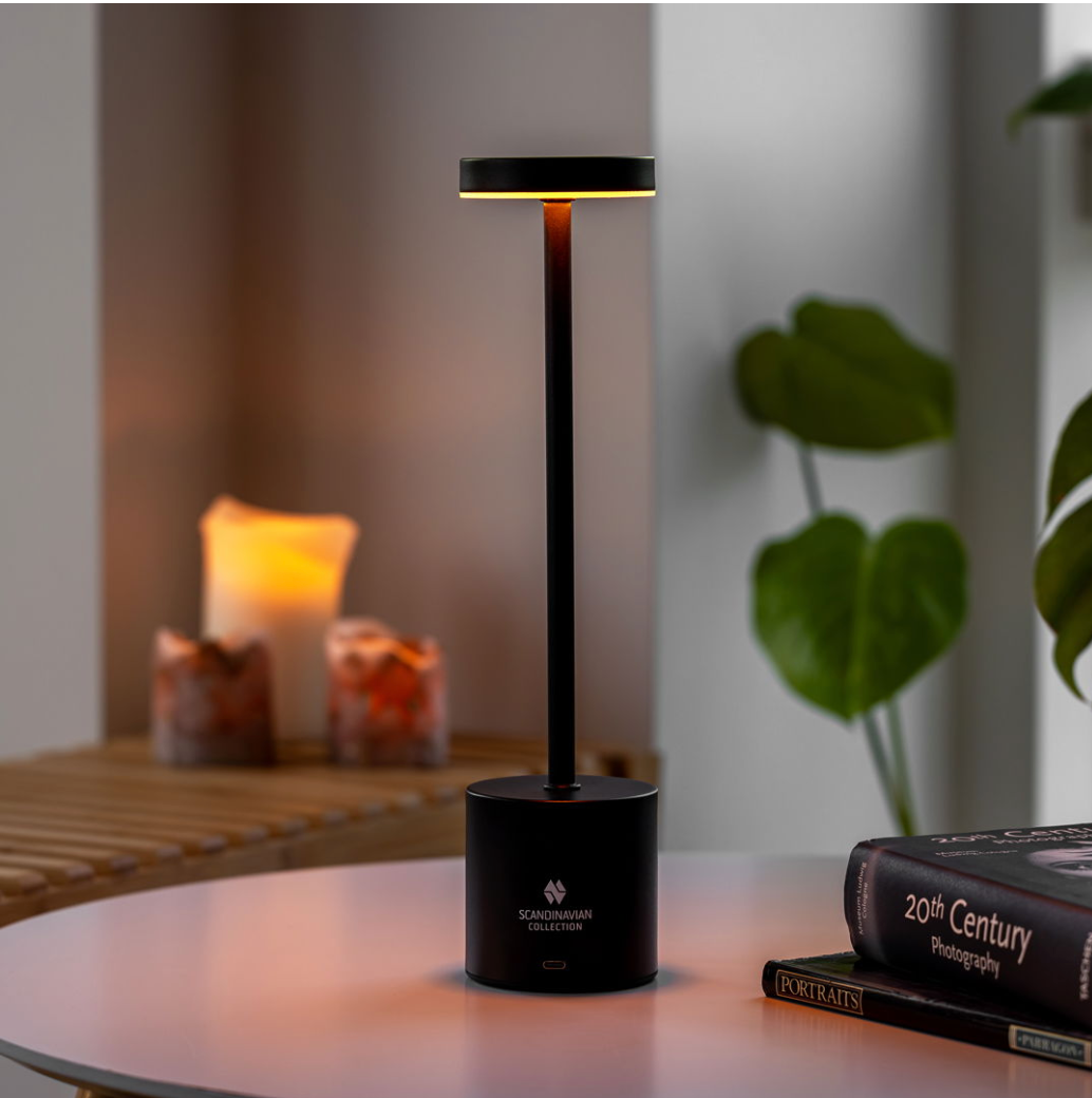 Touch bordlampe i svart