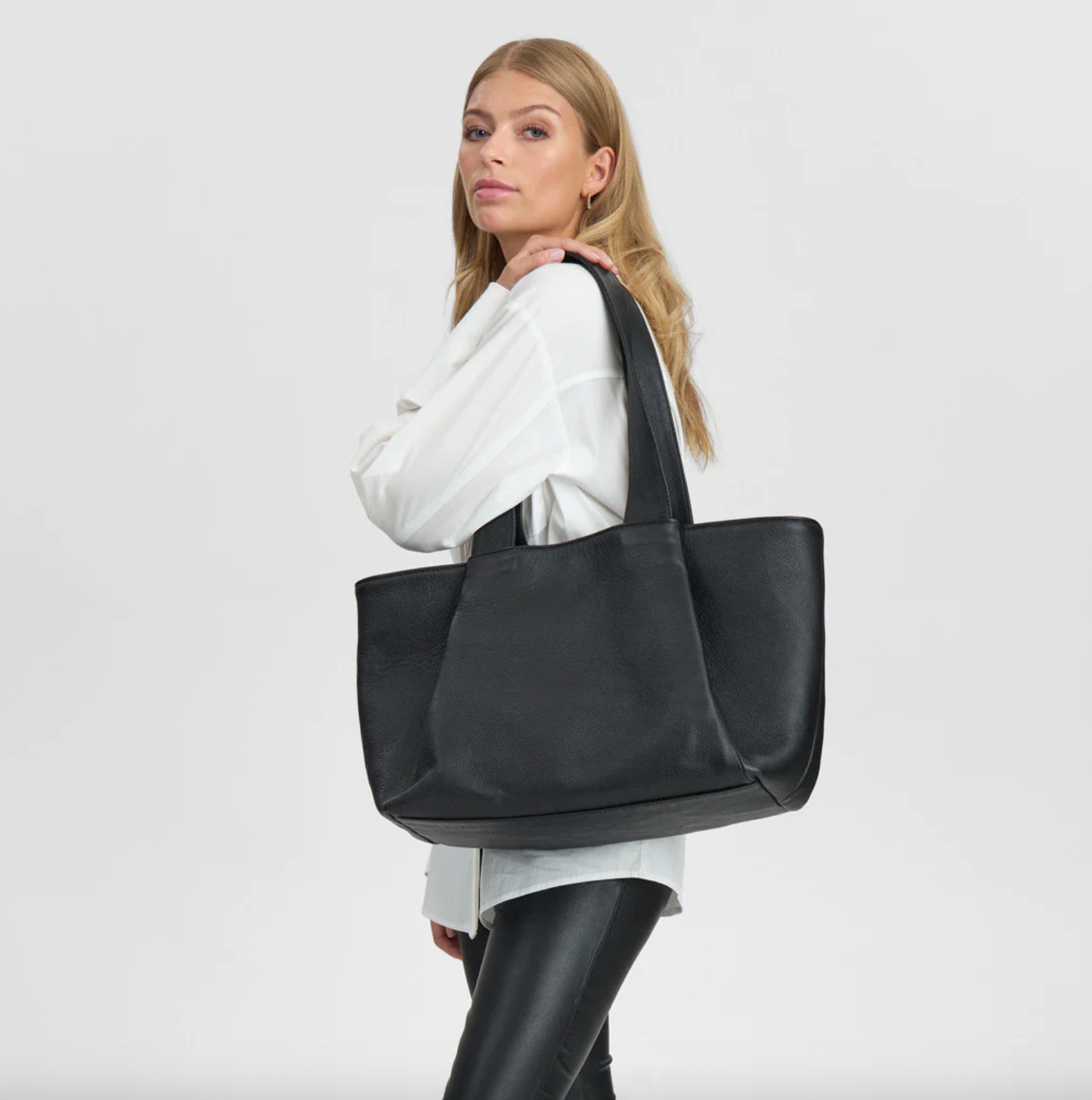 Shopper Regina svart