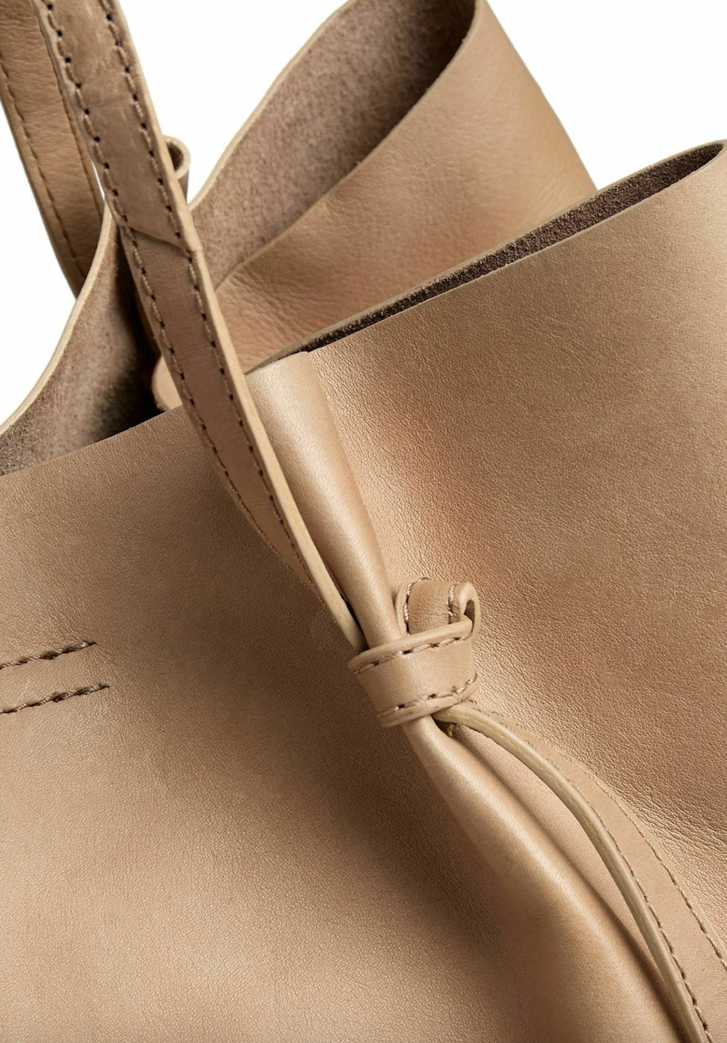 Shopper i myk skinnkvalitet - Sand