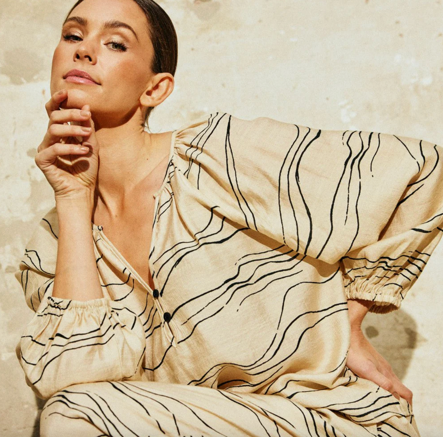 Bluse Evy - Cream Graphic