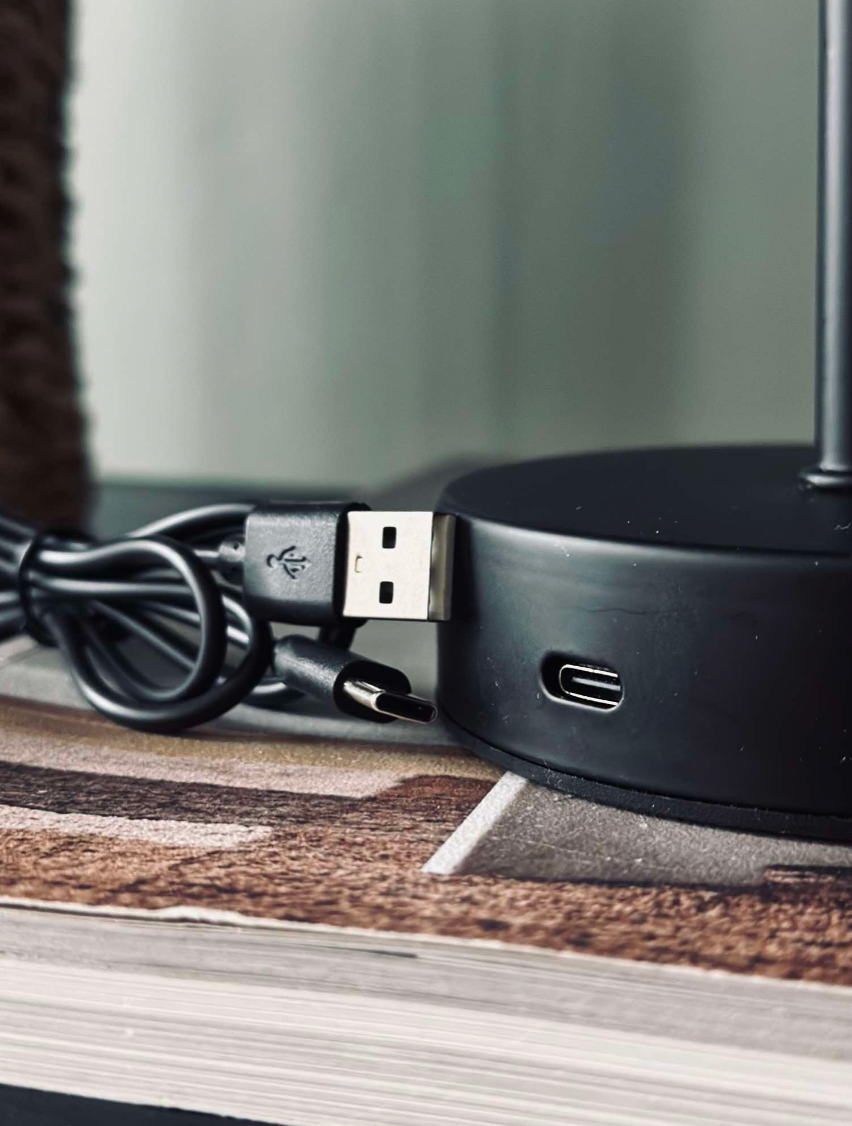 Bordlampe med touch - Svart